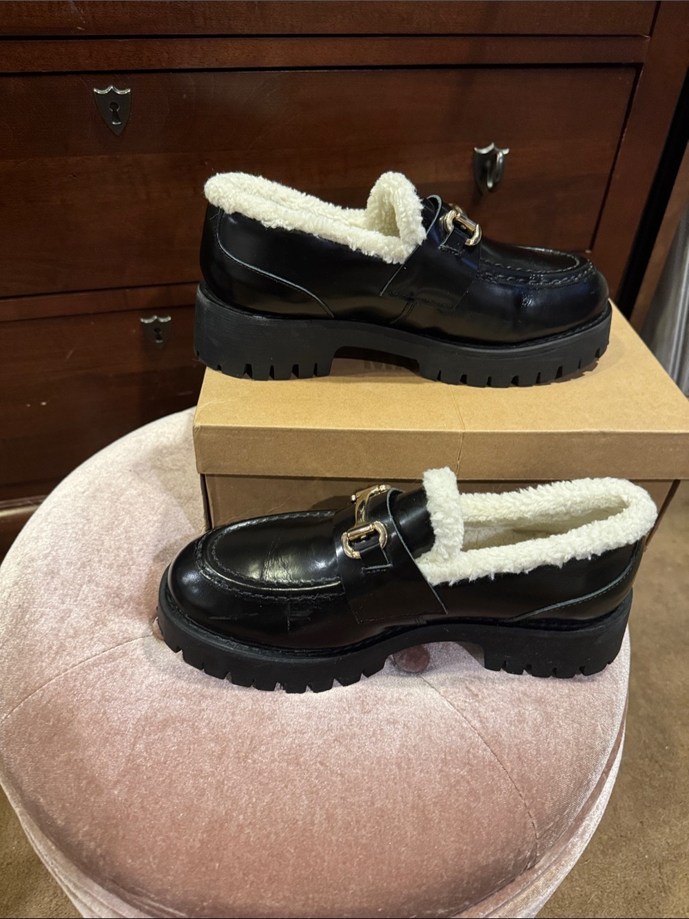 Steve Madden Black Leather Faux-Shearling Lug Loafers